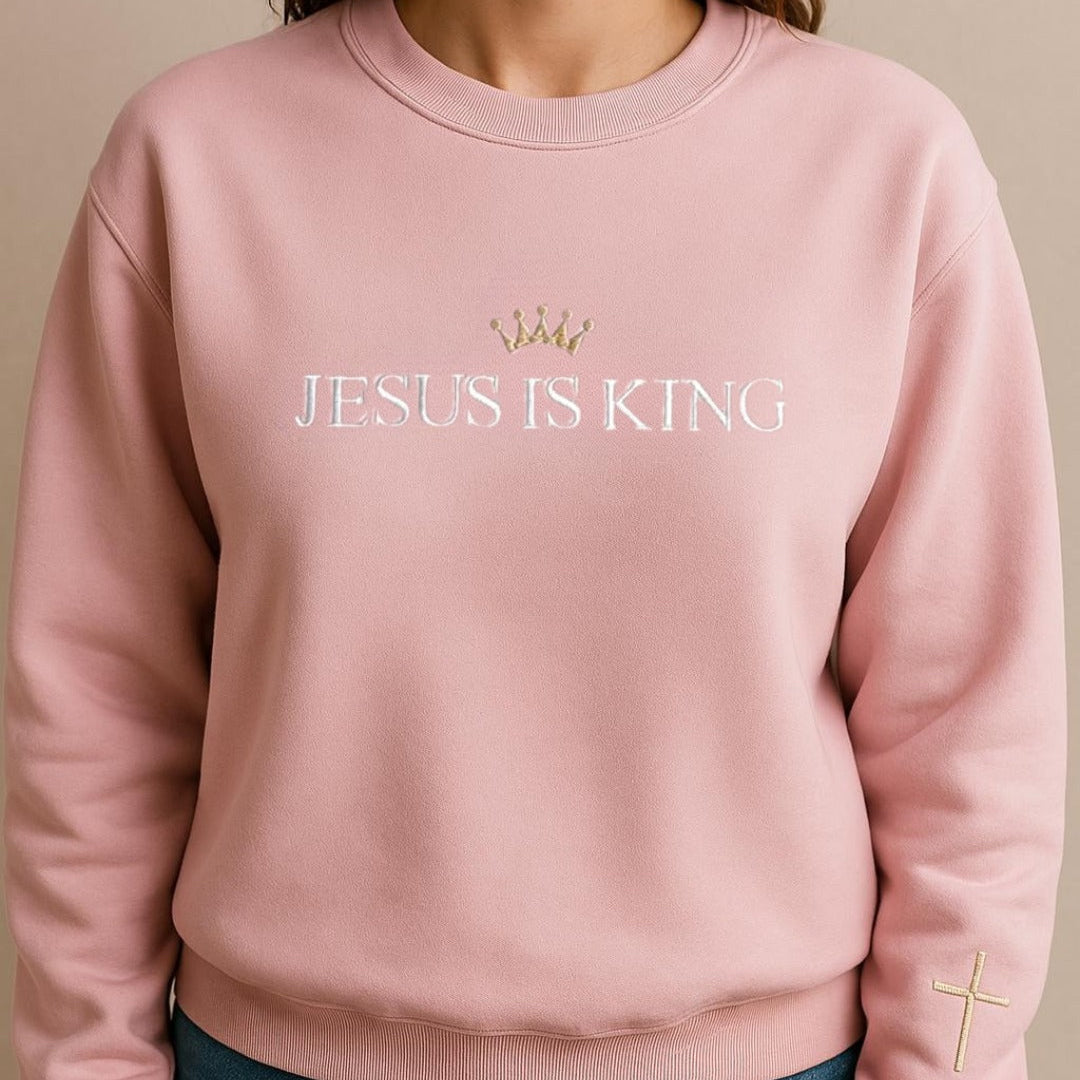 Sweat-shirt brodé "Jesus Is King"